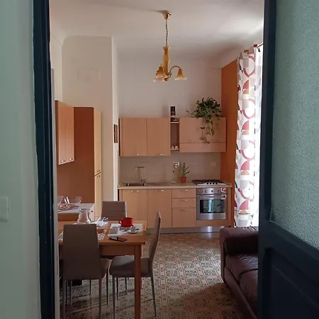 Holiday home Dimora Finamore 29 - *